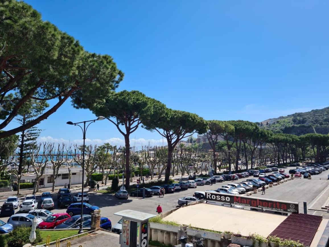 Appartamento Deluxe Centrale, Gaète Extérieur photo