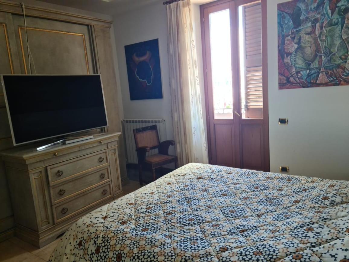 Appartamento Deluxe Centrale, Gaète Extérieur photo