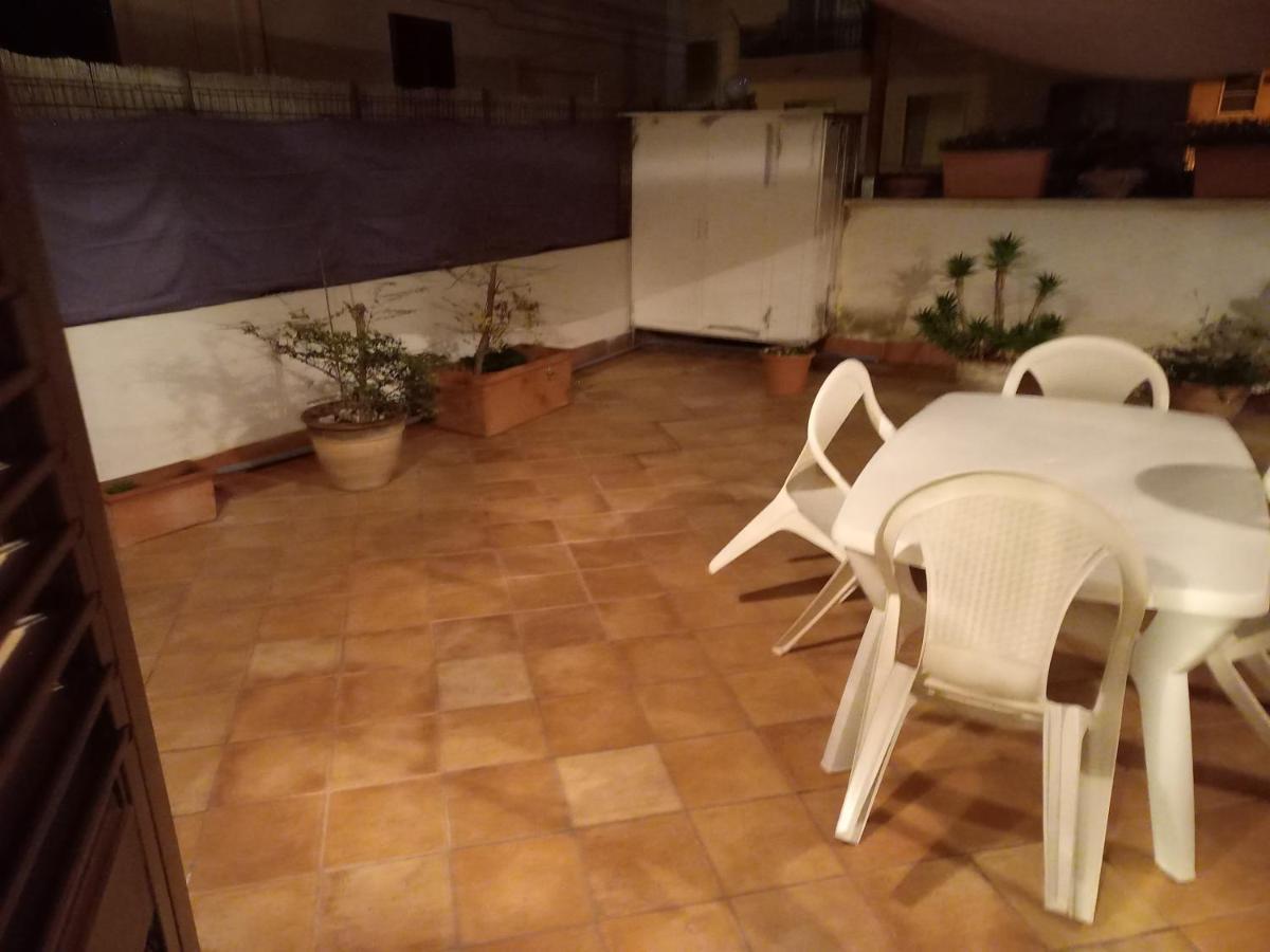 Appartamento Deluxe Centrale, Gaète Extérieur photo